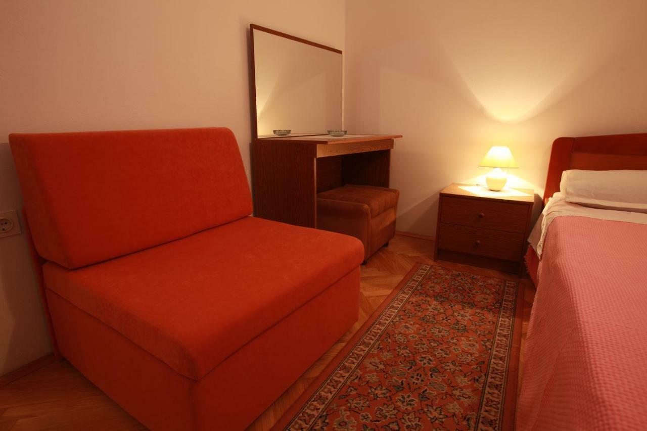 Double Rooms Jasna With Sea View Baska  Exterior photo